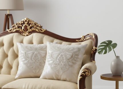 کوسن ساتن مبلی گیپور دار کرم شیری مبل سلطنتی و راحتی